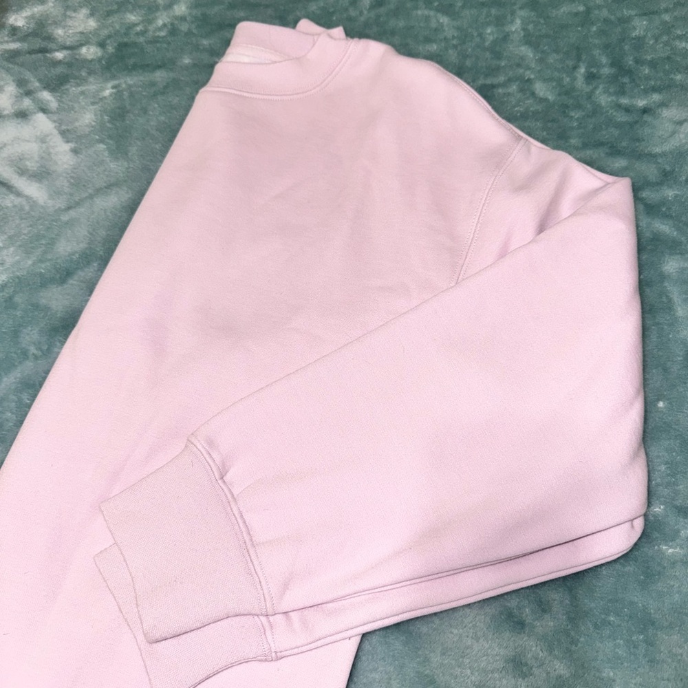 XS Fabletics Soft Lilac Pullover